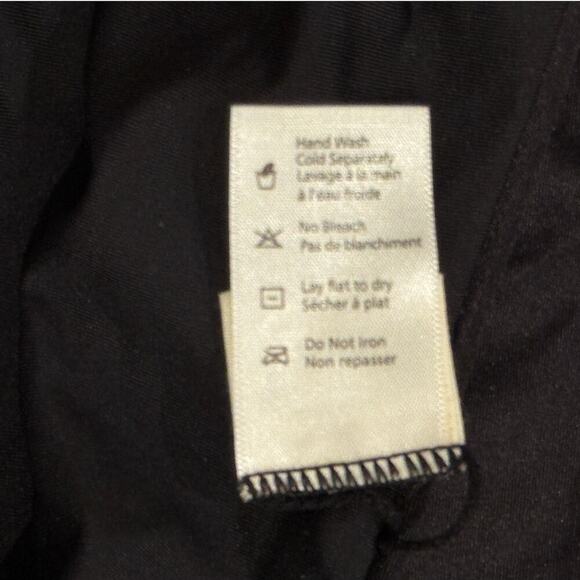 L Space Leilani Rose Appliqué High Cut Bikini Bottoms Size XS - Picture 11 of 12